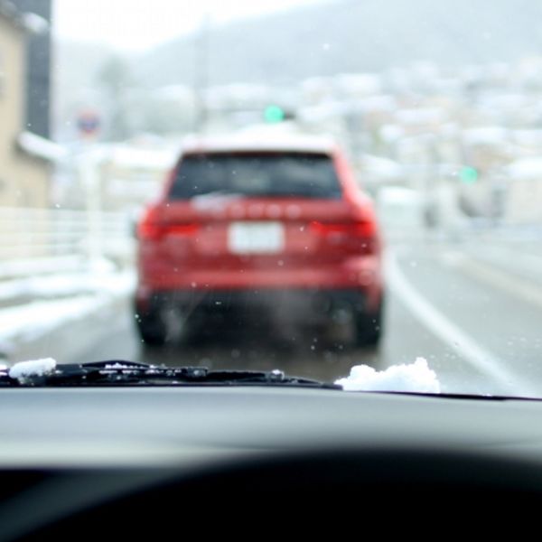 探偵の車での張り込みとは
